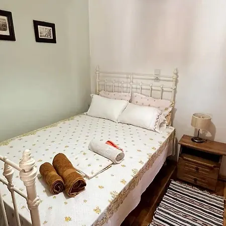 Feriehus Traditional House With Fresh Vegetables Garden Pigadhákia