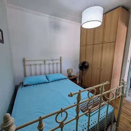 Feriehus Traditional House With Fresh Vegetables Garden Pigadhákia