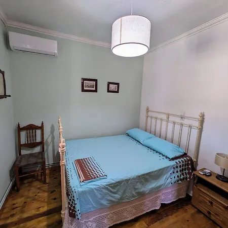 Traditional House With Fresh Vegetables Garden *